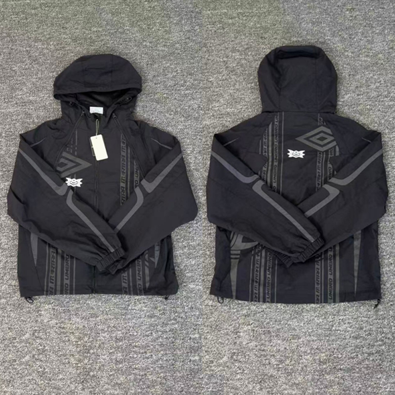 Outdoor Sport Windbreaker - Giacca Vintage Nera Mertra Antivento con