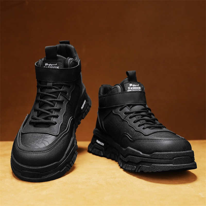 39 Scarpe da ginnastica da uom - Outdoor Sport Brand recensione e prezzo